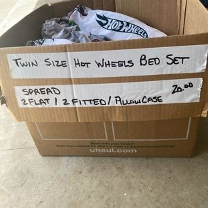 Twin Hot Wheels Bed Set